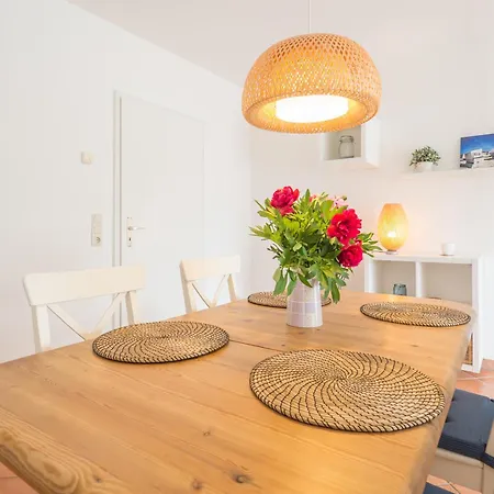 Apartment Kapitaenshaus Kittler - Alte Liebe - Eg Wiek auf Ruegen
